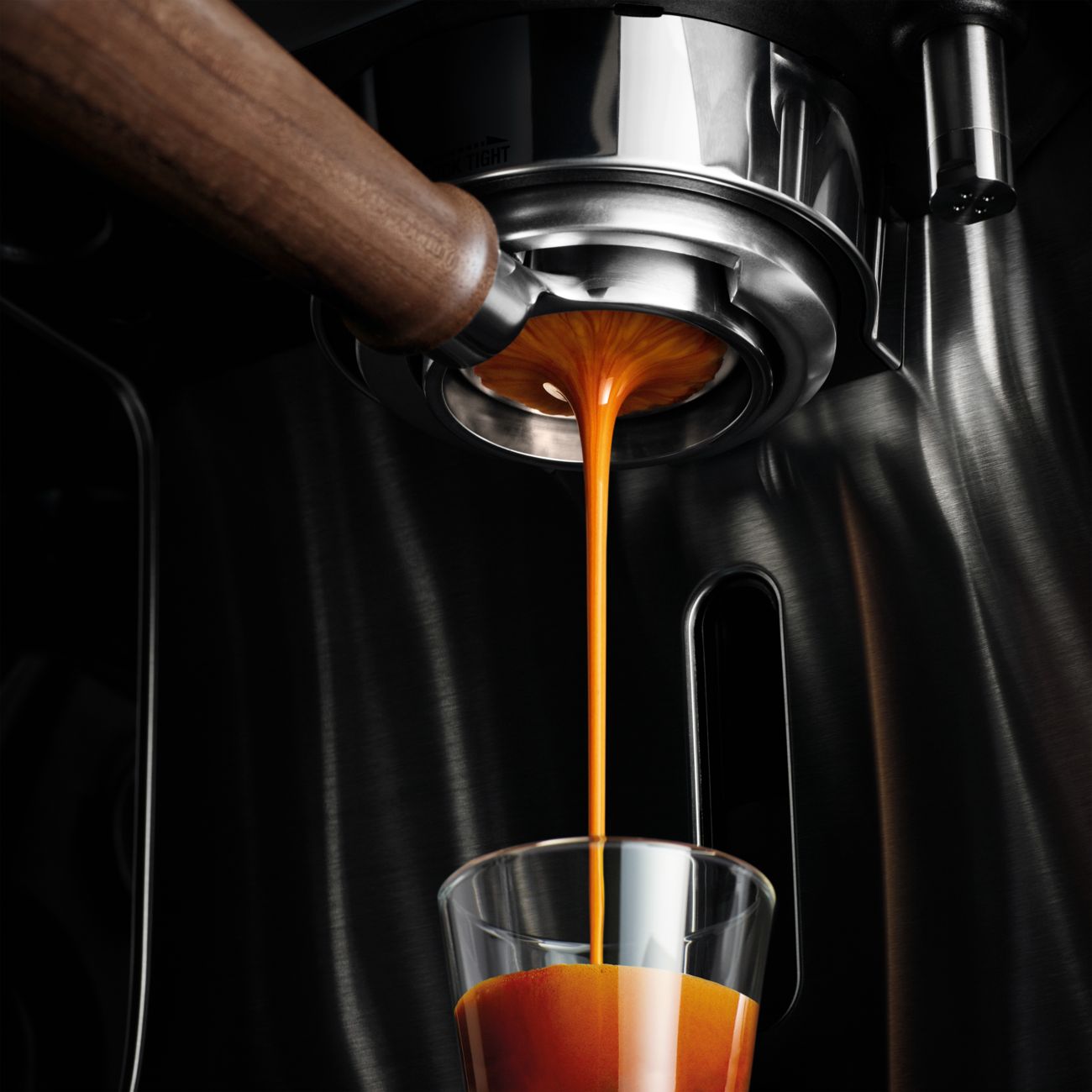 the Naked Portafilter 54mm - handle detail