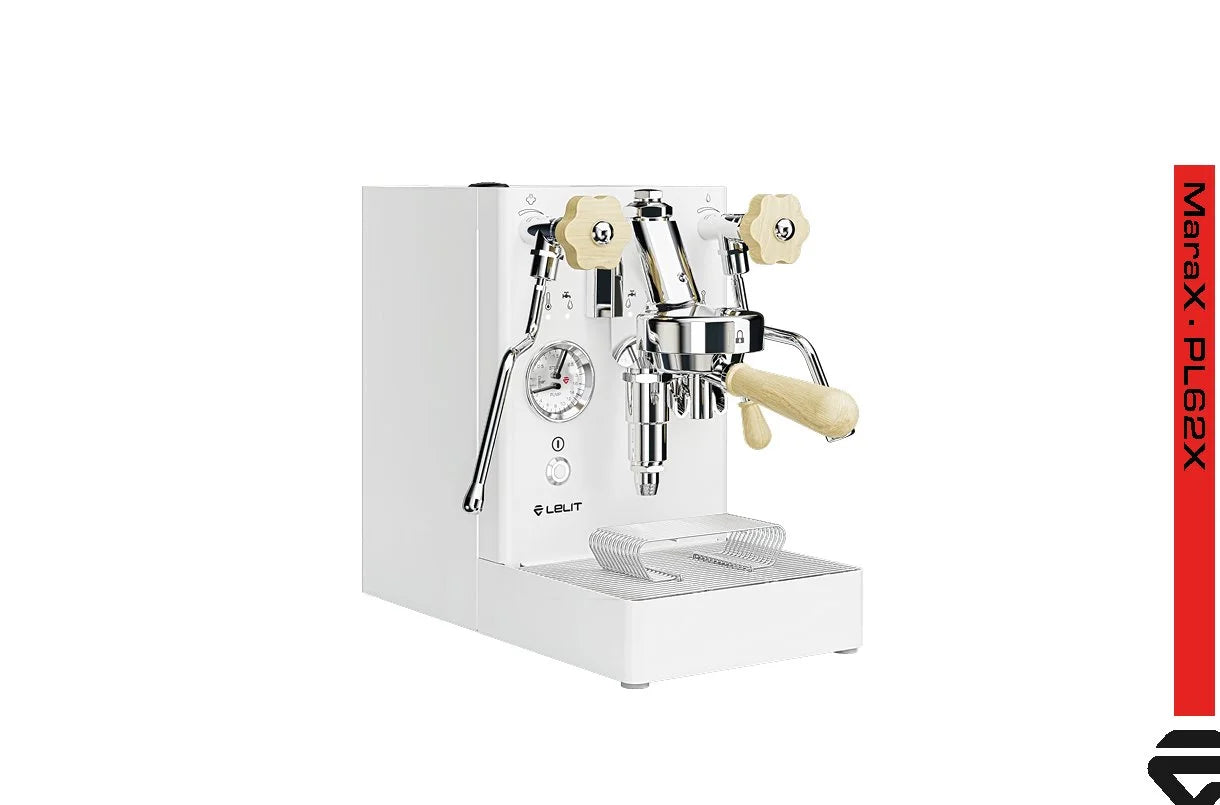 COFFEEMACHINES_PL62X-EUCW_34_lq.jpg